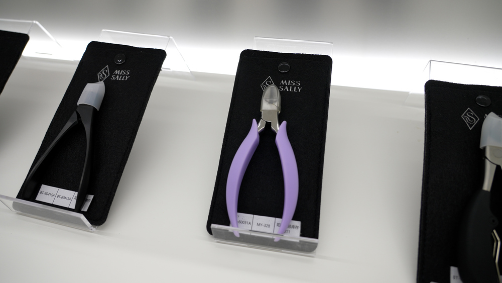 爆单！南京跨境电商画出“第二增长曲线”j9平台破浪·新出海记｜断单？溢价！